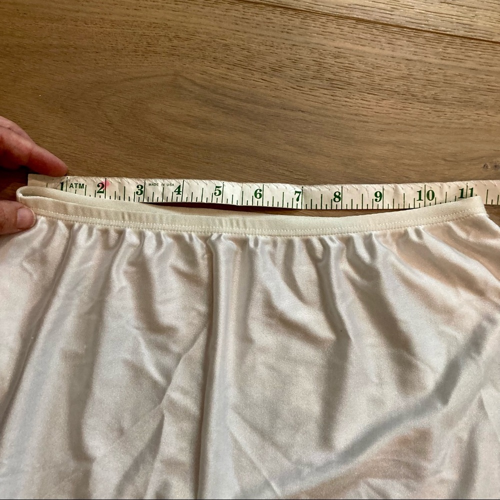 Vintage Ivory Miniskirt Slip - Picture 3 of 8